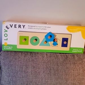 Lovevery  Friends of All Shapes Puzzle Toddler
